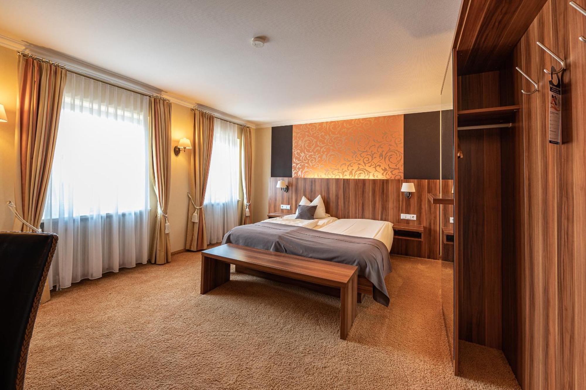Dagstuhler Hof Hotel Wadern Ngoại thất bức ảnh